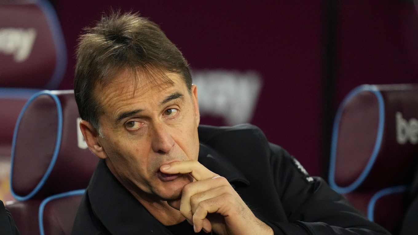 Na snímke je španielsky futbalový tréner Julen Lopetegui.