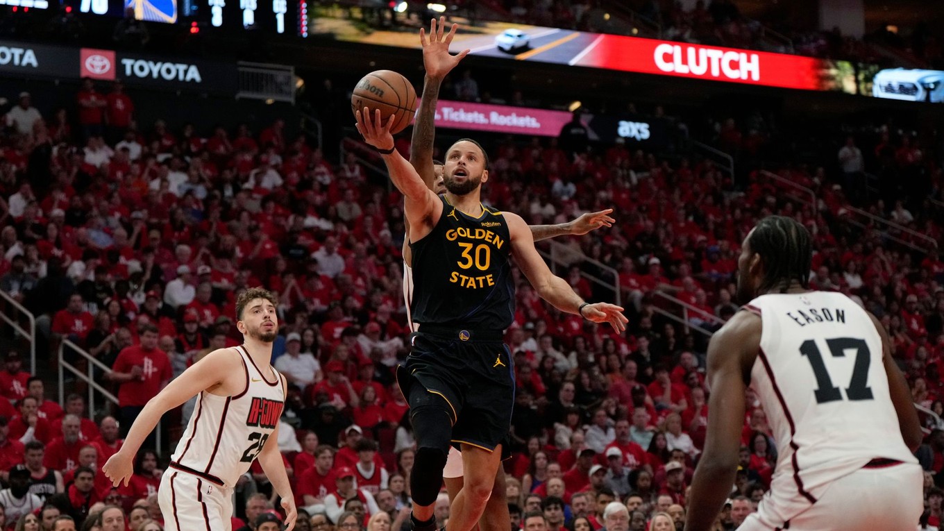 Stephen Curry v rozhodujúcom siedmom zápase proti Houstonu.