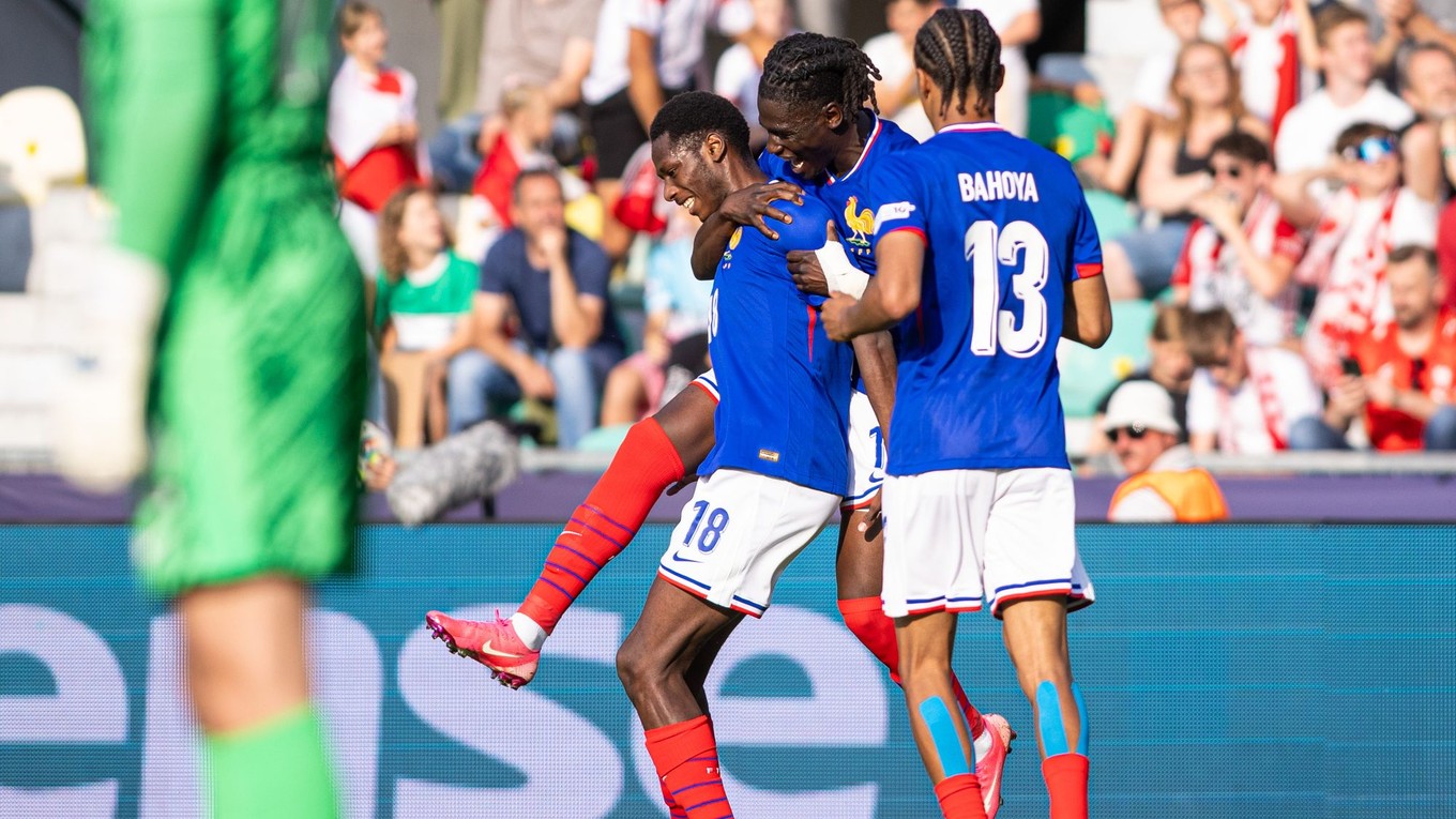 Radosť hráčov Francúzska z gólu na EURO U21