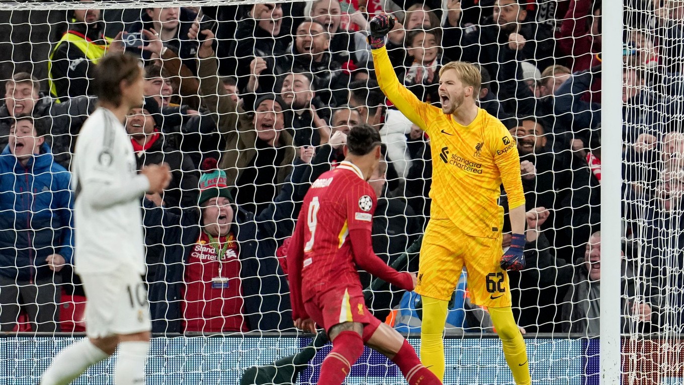 Brankár Liverpoolu Caoimhin Kelleher.