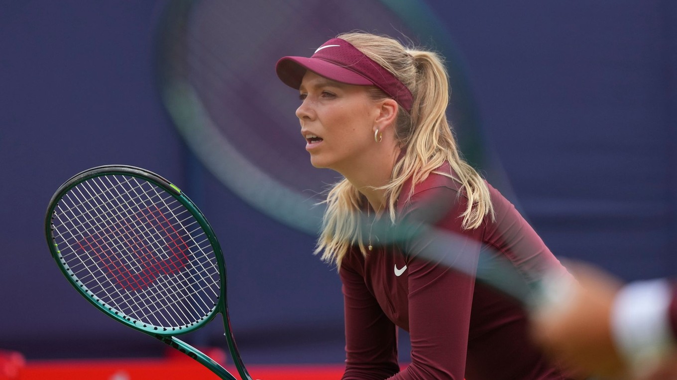 Katie Boulterová. 