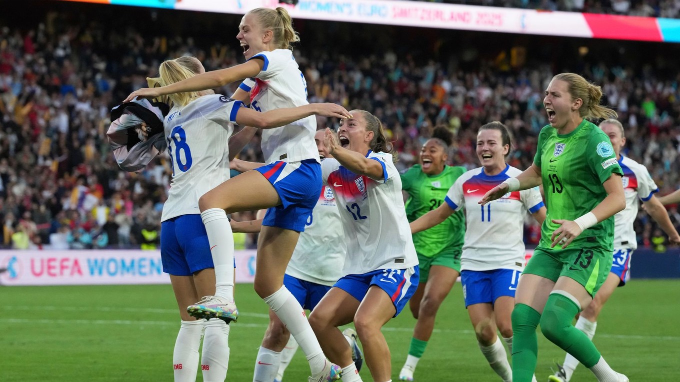 Angličanky sa tešia po triumfe