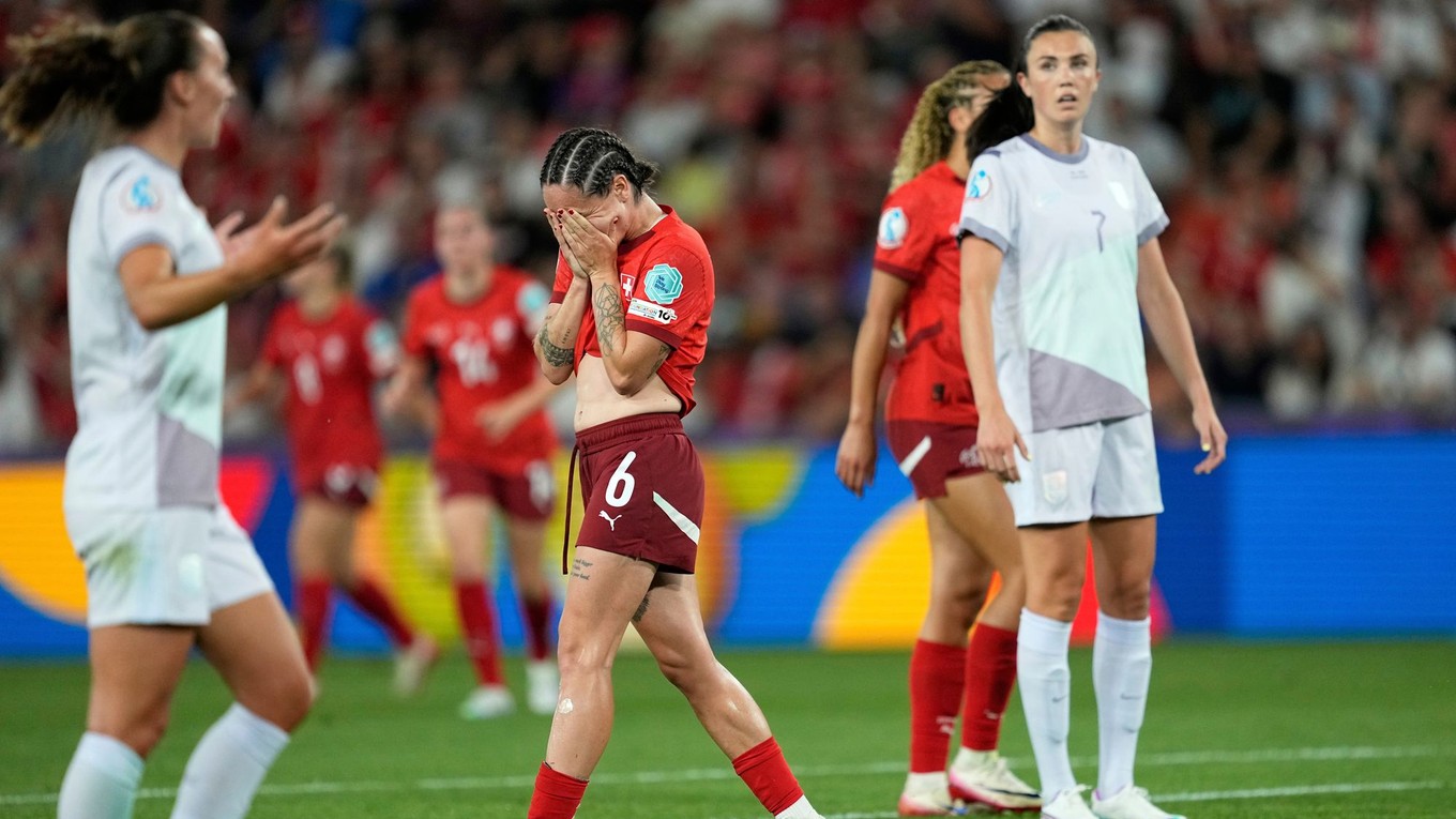 Švajčiarka Geraldine Reutelerová reaguje v zápase s Nórskom.