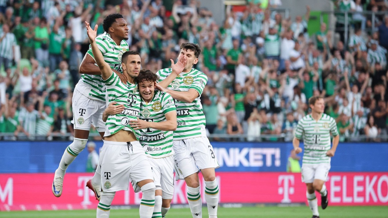 Radosť hráčov Ferencváros Budapešť. 