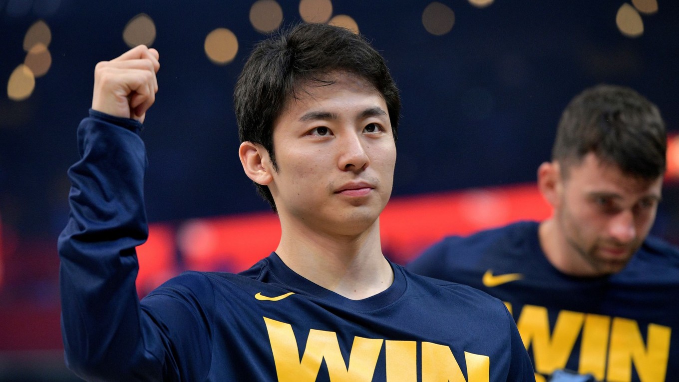 Japonský basketbalista Juki Kawamura.