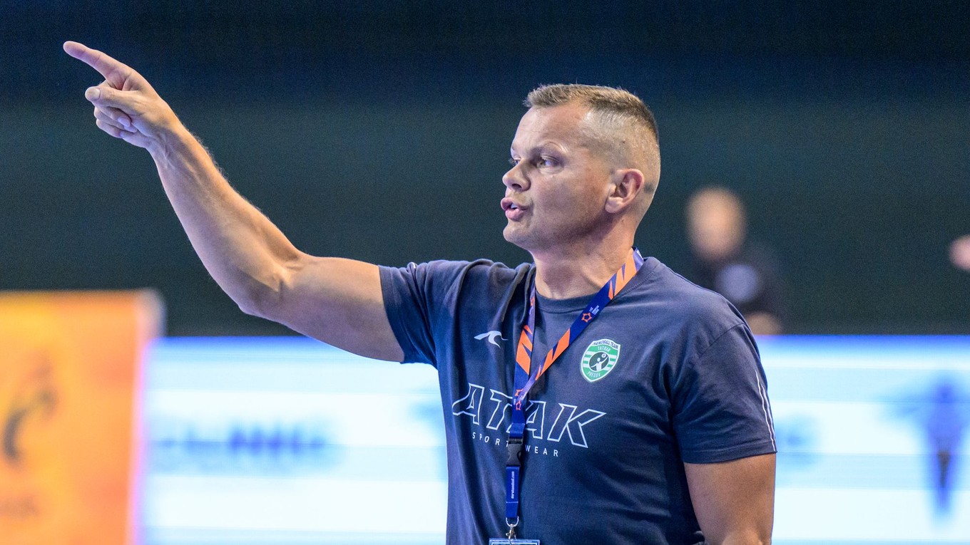 Hlavný tréner Tatrana Prešov Radoslav Antl.