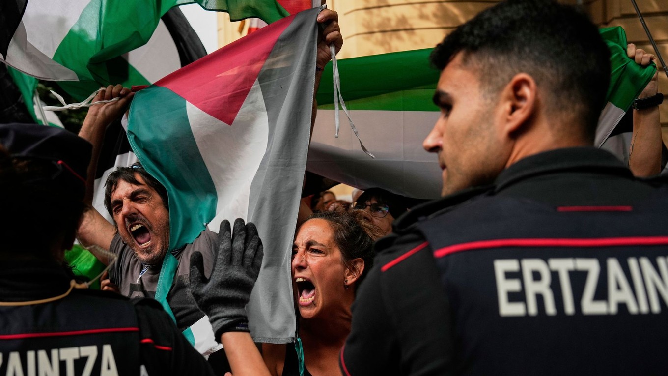 Protest počas Vuelta a Espaňa 2025. 