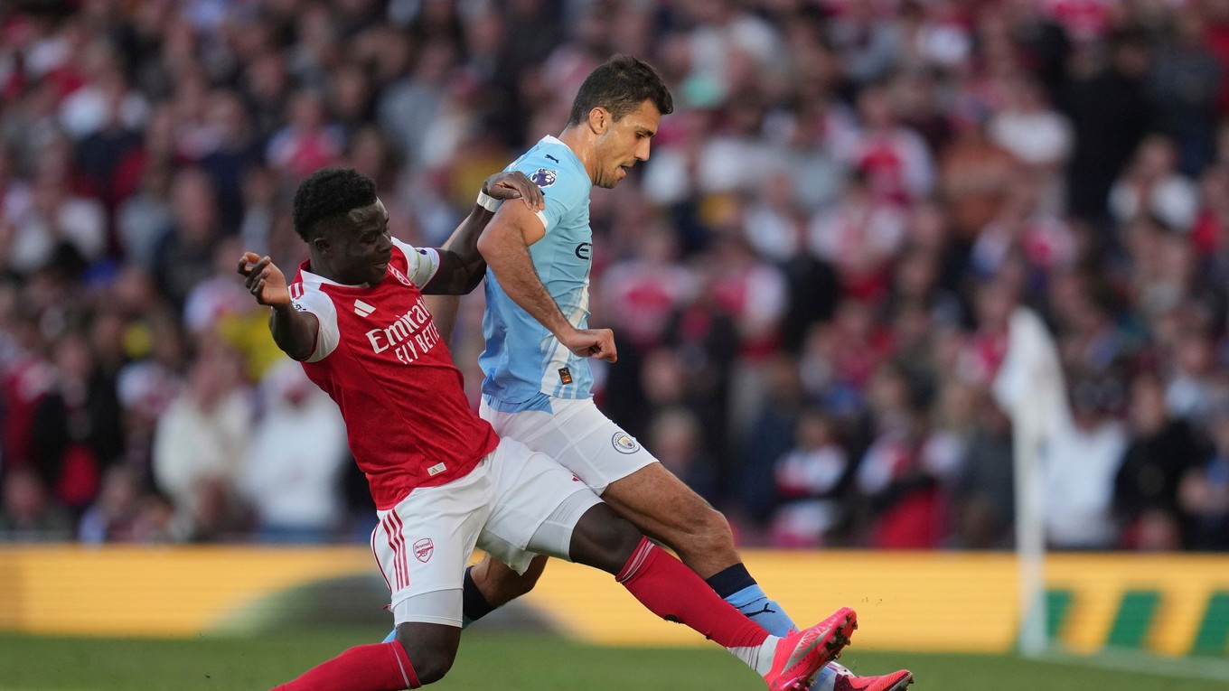 Bukayo Saka a Rodrigo.