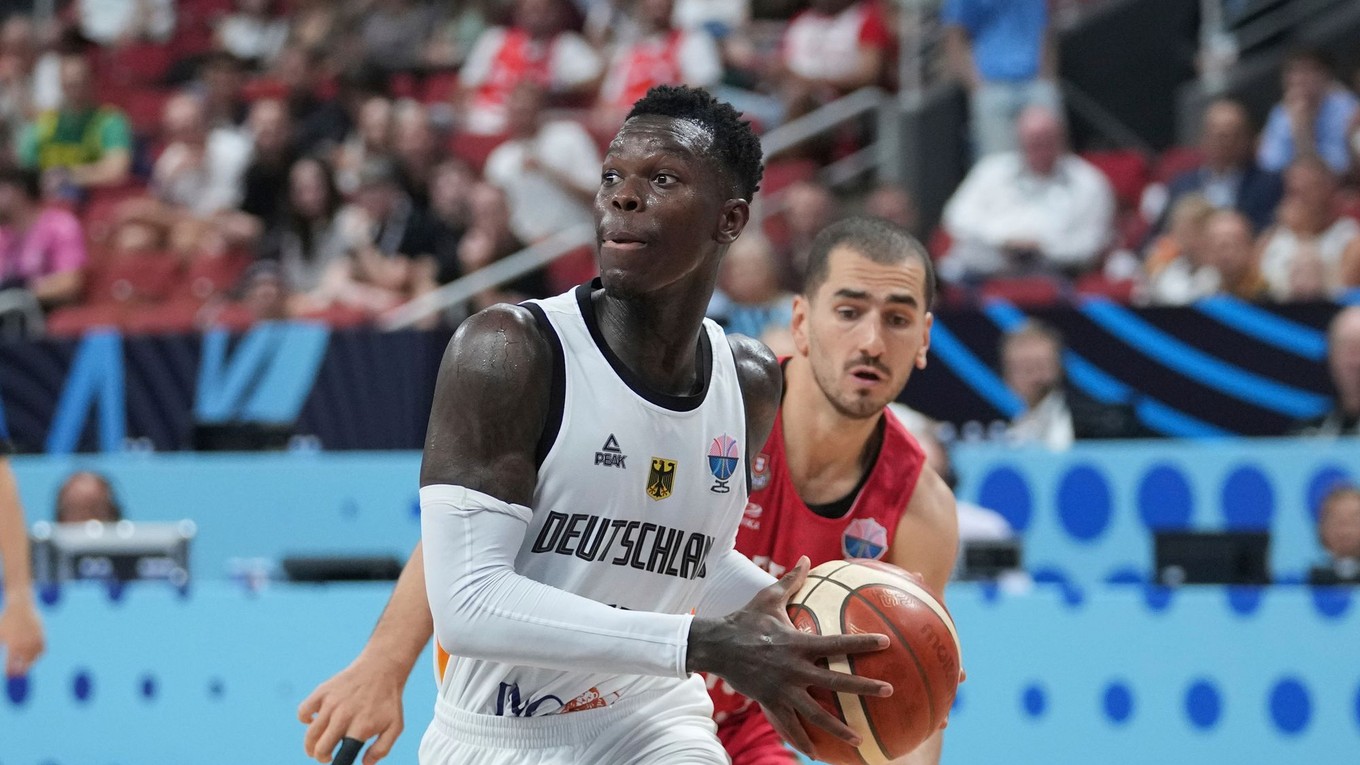 Dennis Schroder a Diogo Gameiro.