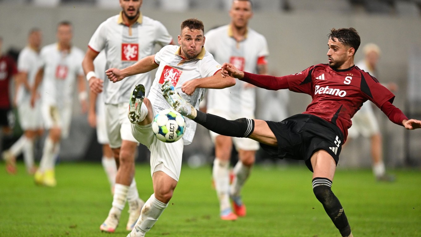 Momentka zo zápasu FC Hradec Králové - AC Sparta Praha