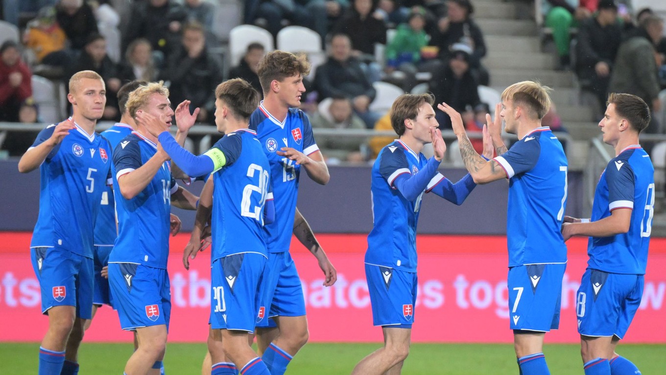 Gólová radosť hráčov Slovenska počas kvalifikačného zápasu ME 2027 hráčov do 21 rokov Slovensko - Moldavsko.