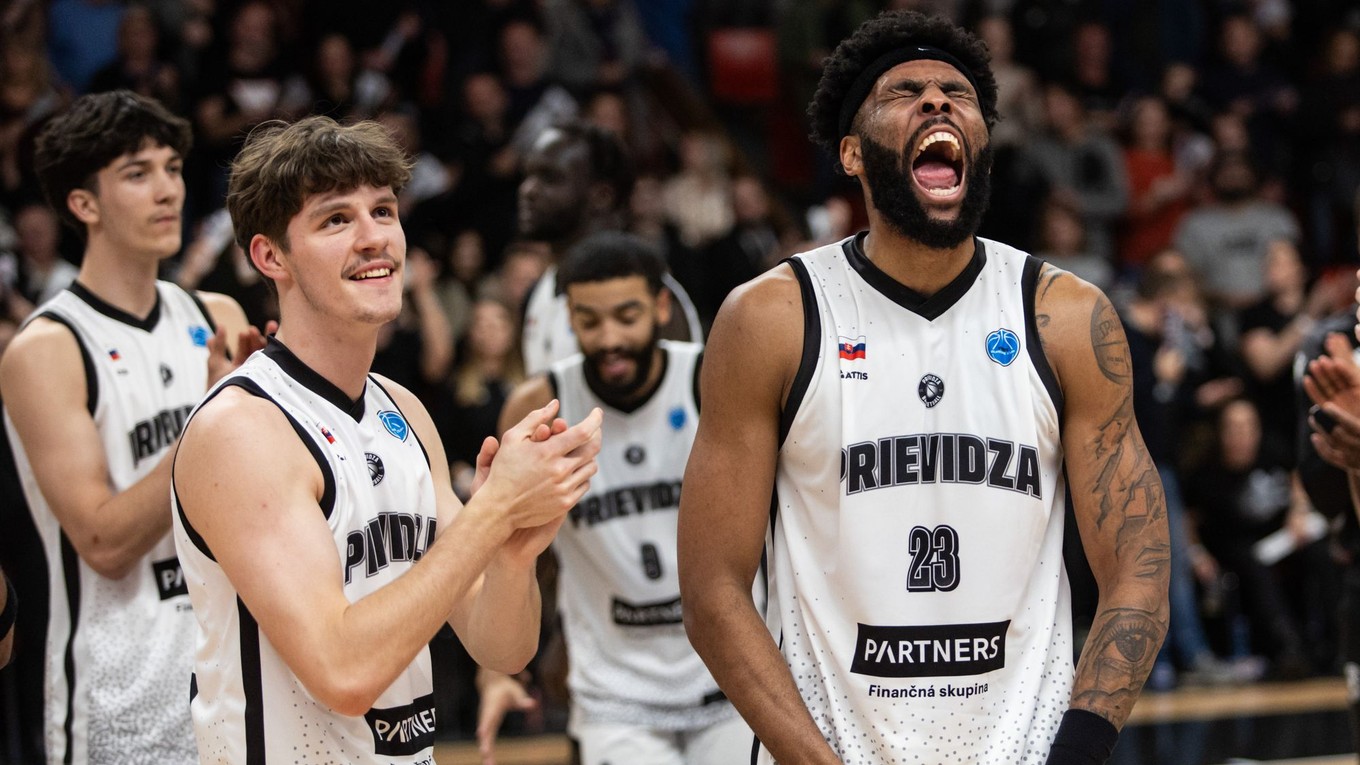 Basketbalisti Prievidze.