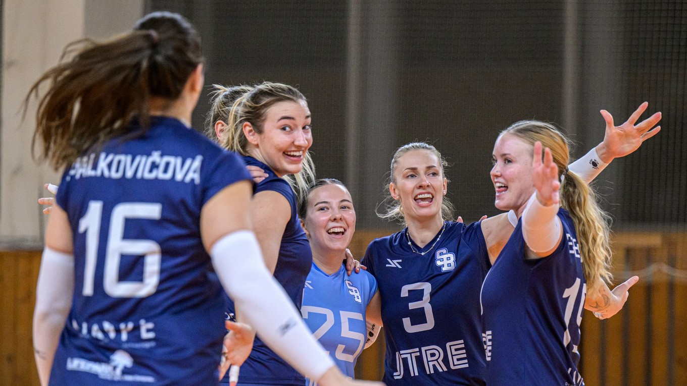 Volejbalistky Bratislavy sa radujú.