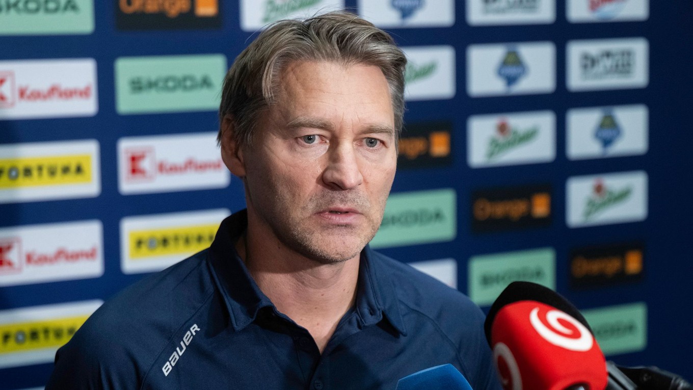 Hlavný tréner slovenskej hokejovej reprezentácie Vladimír Országh.