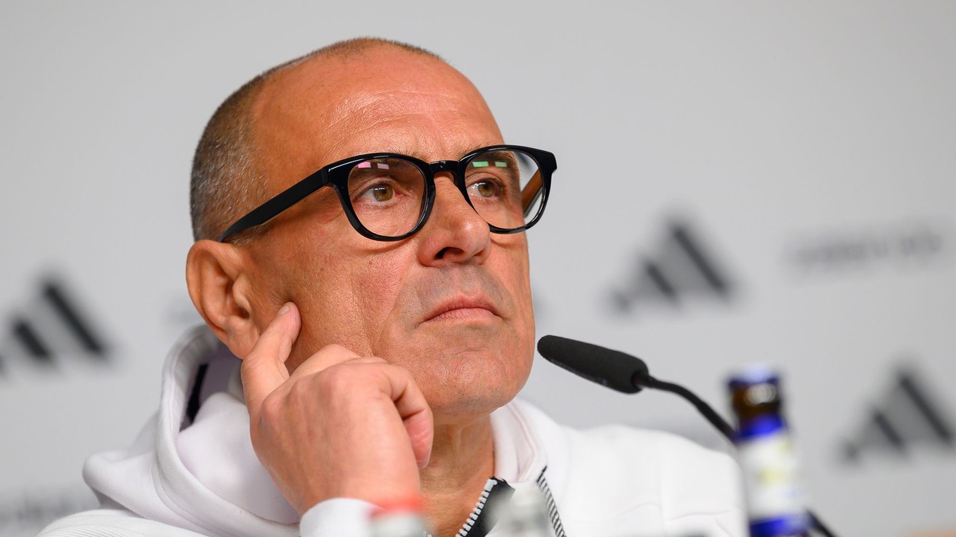 Na snímke tréner slovenskej futbalovej reprezentácie Francesco Calzona.