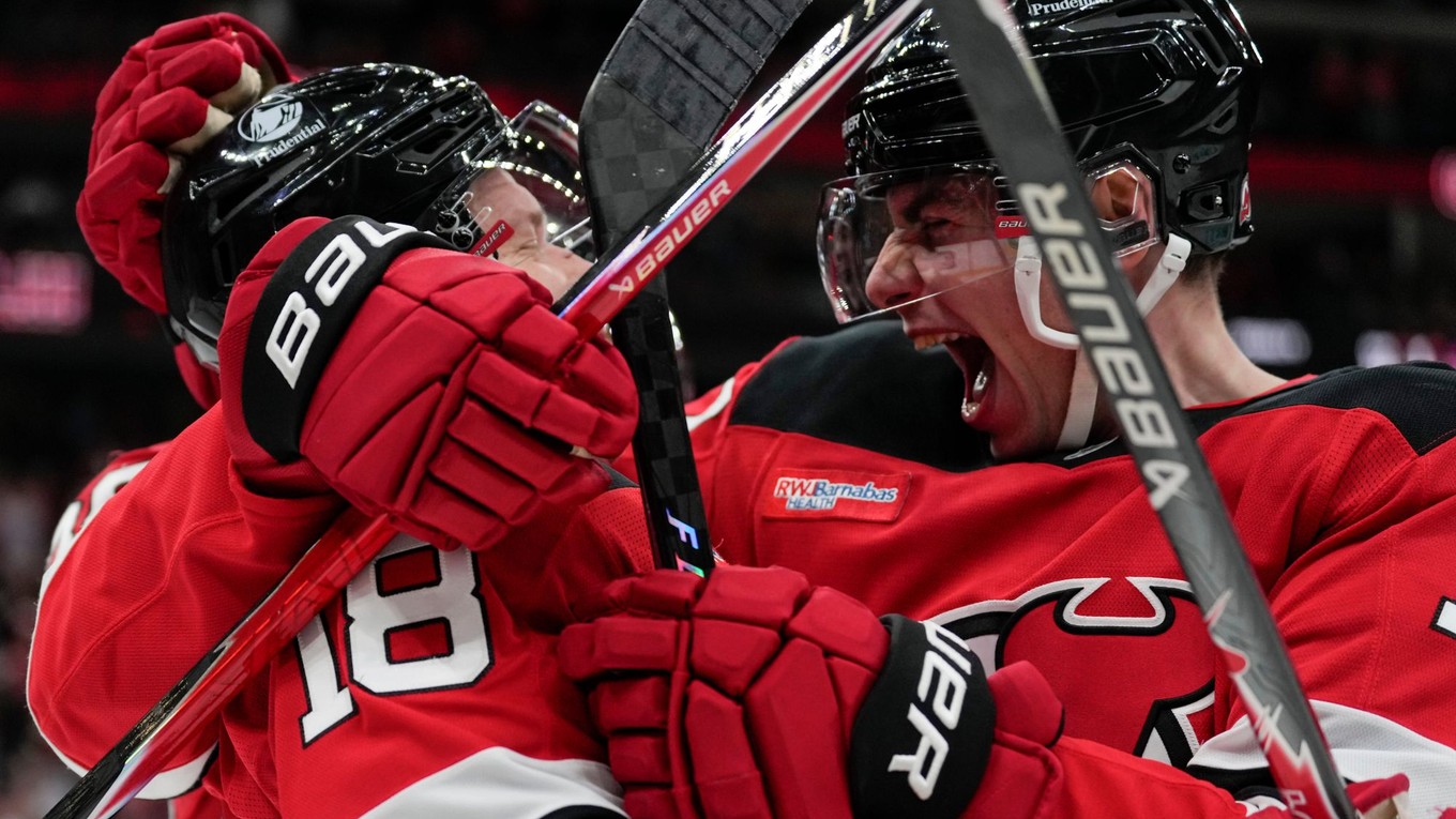 Slovenský hokejista v drese New Jersey Devils Šimon Nemec.