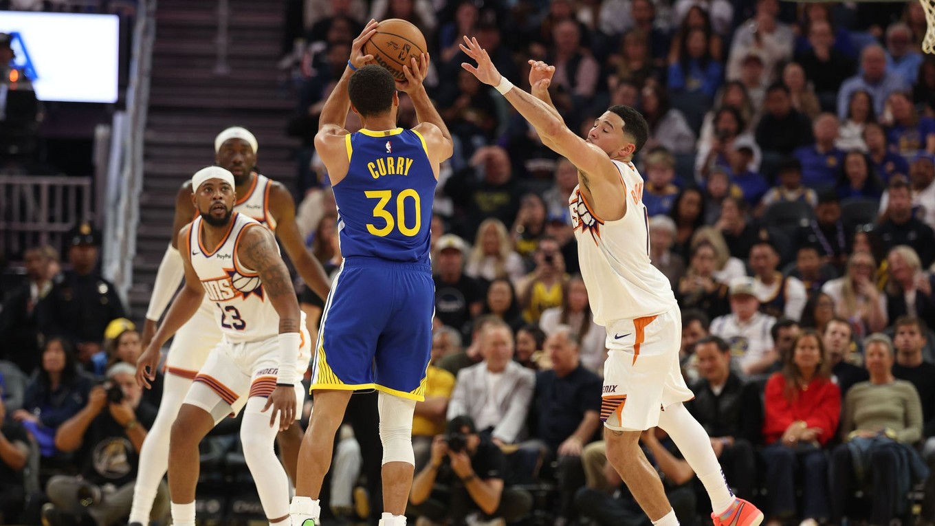 Stephen Curry v zápase Golden State - Phoenix