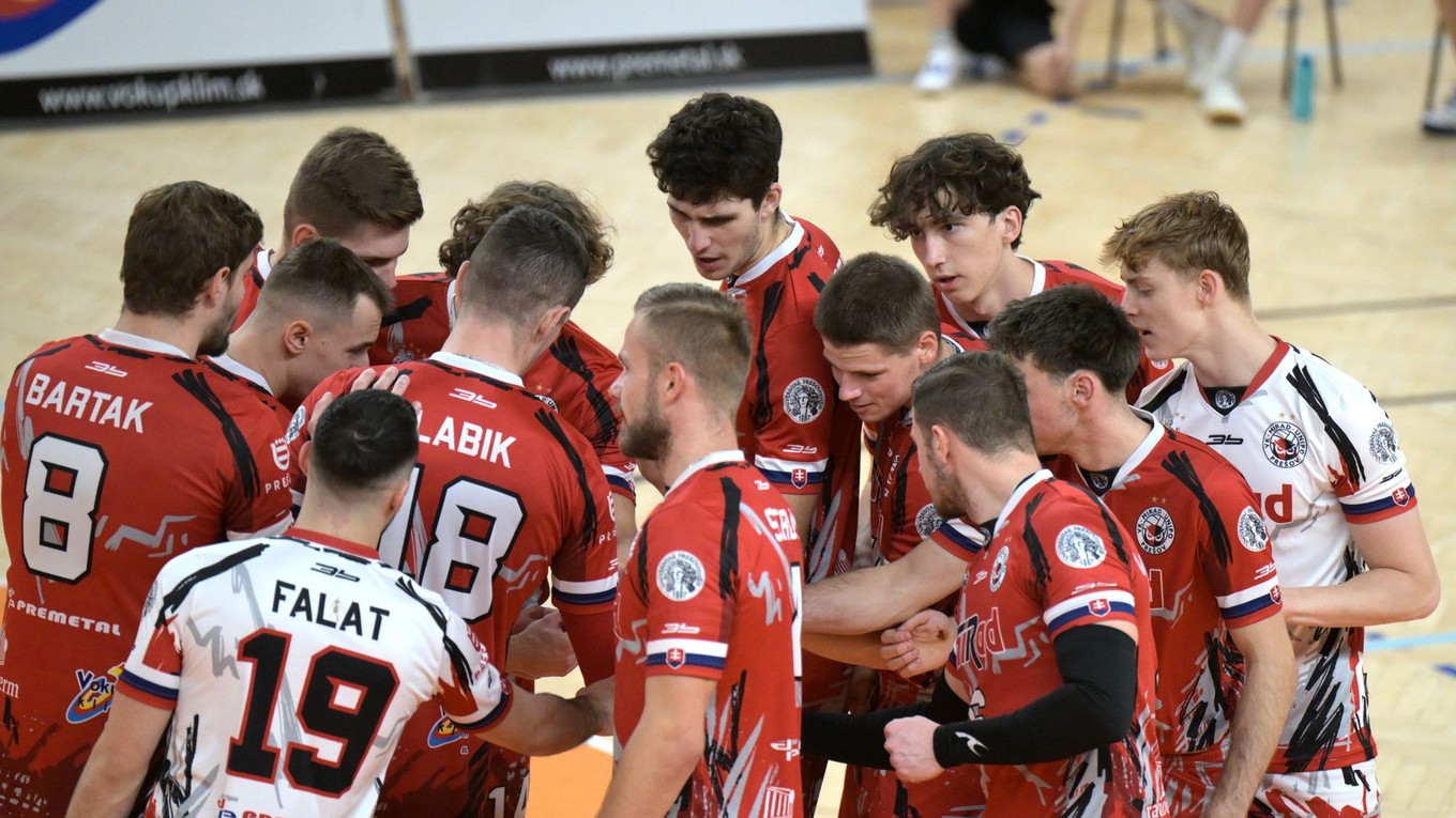 Hráči Prešova počas zápasu volejbalovej Niké extraligy mužov.