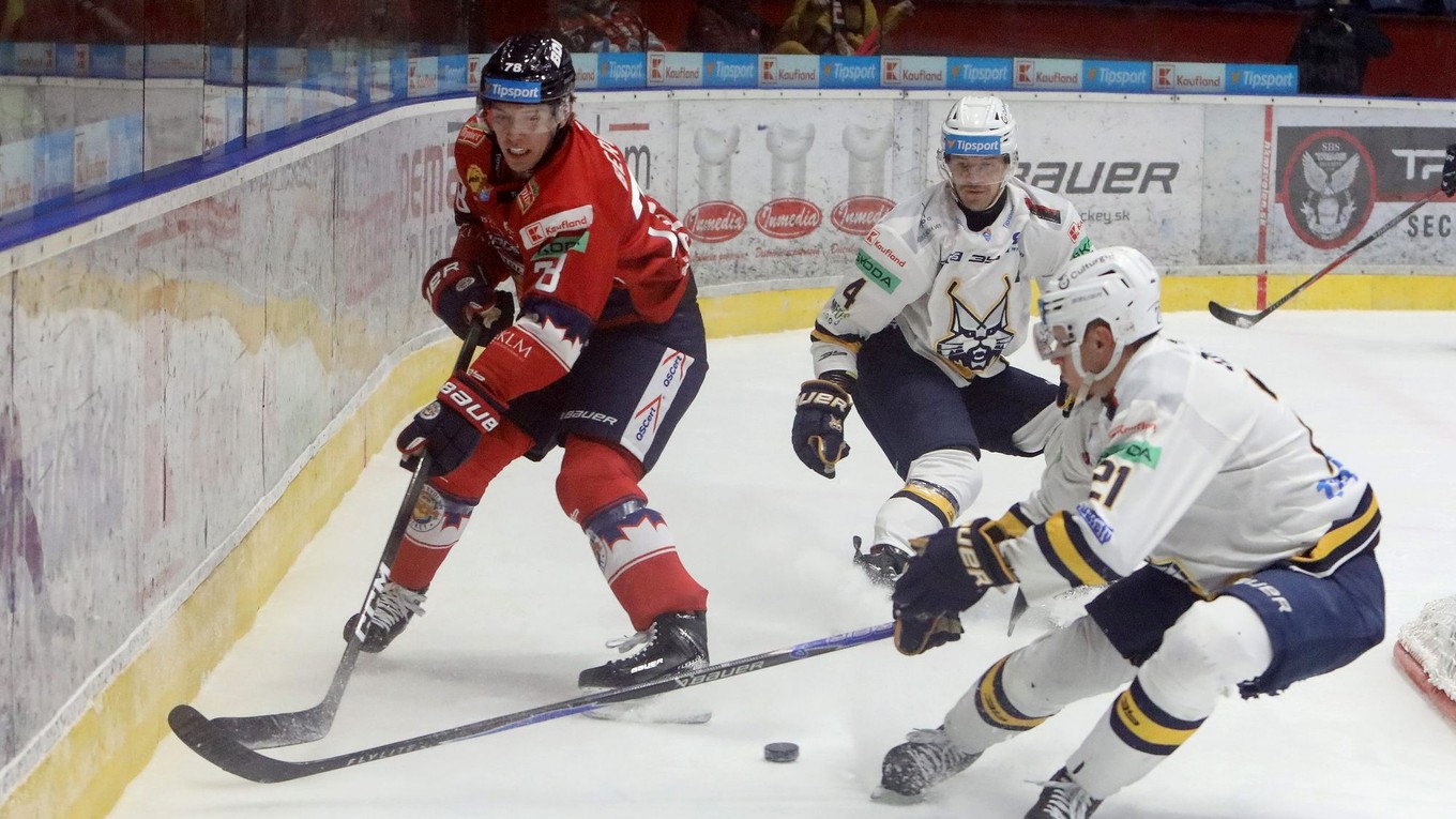 Carter Berger (Spišská Nová Ves) a Adam Žiak (Spišská Nová Ves) počas 40. kola Tipsport ligy.