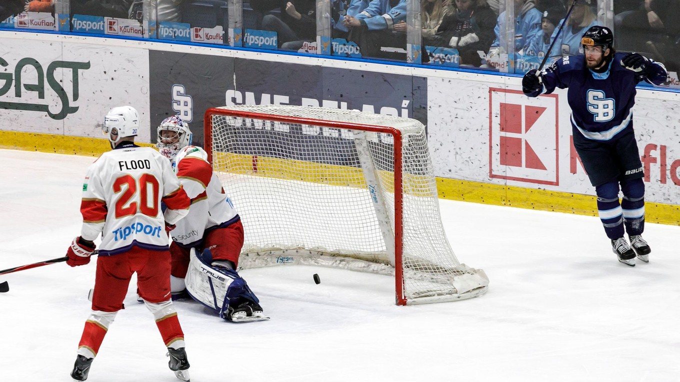Hokejisti Slovana strelili Liptovskému Mikulášu 7 gólov.