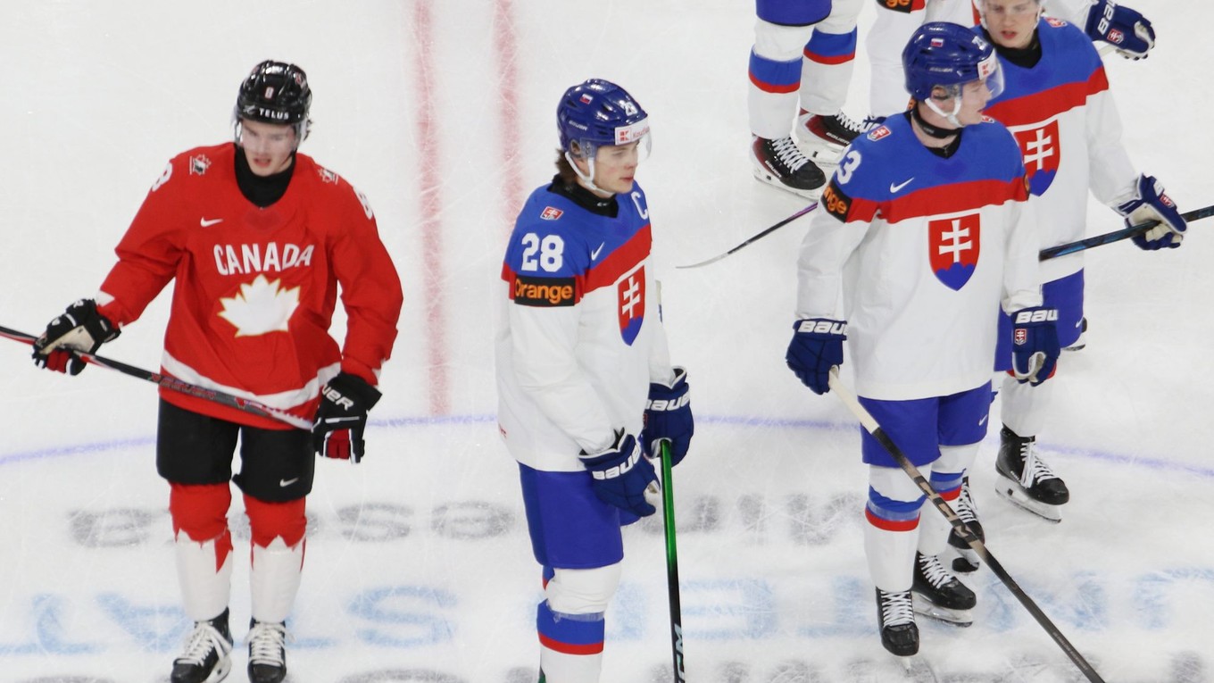 Fotka zo zápasu Slovensko - Kanada na MS v hokeji hráčov do 20 rokov 2026.