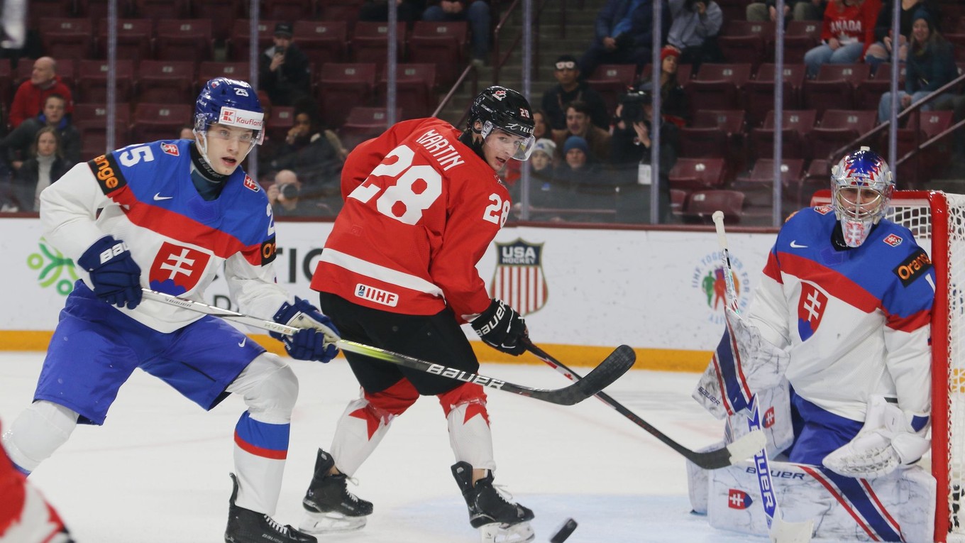 Fotka zo zápasu Slovensko - Kanada na MS v hokeji hráčov do 20 rokov 2026.