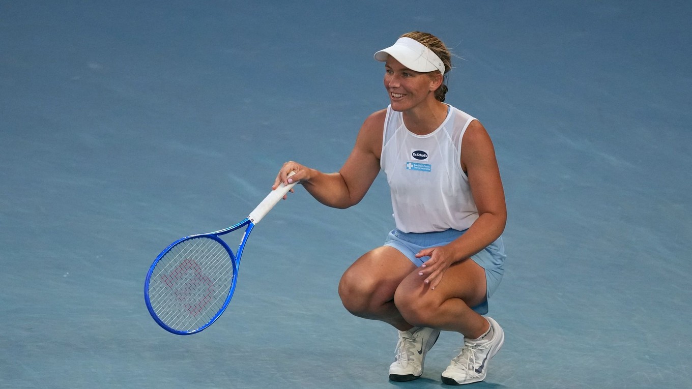 Maddison Inglisová v zápase s Igou Swiatekovou.