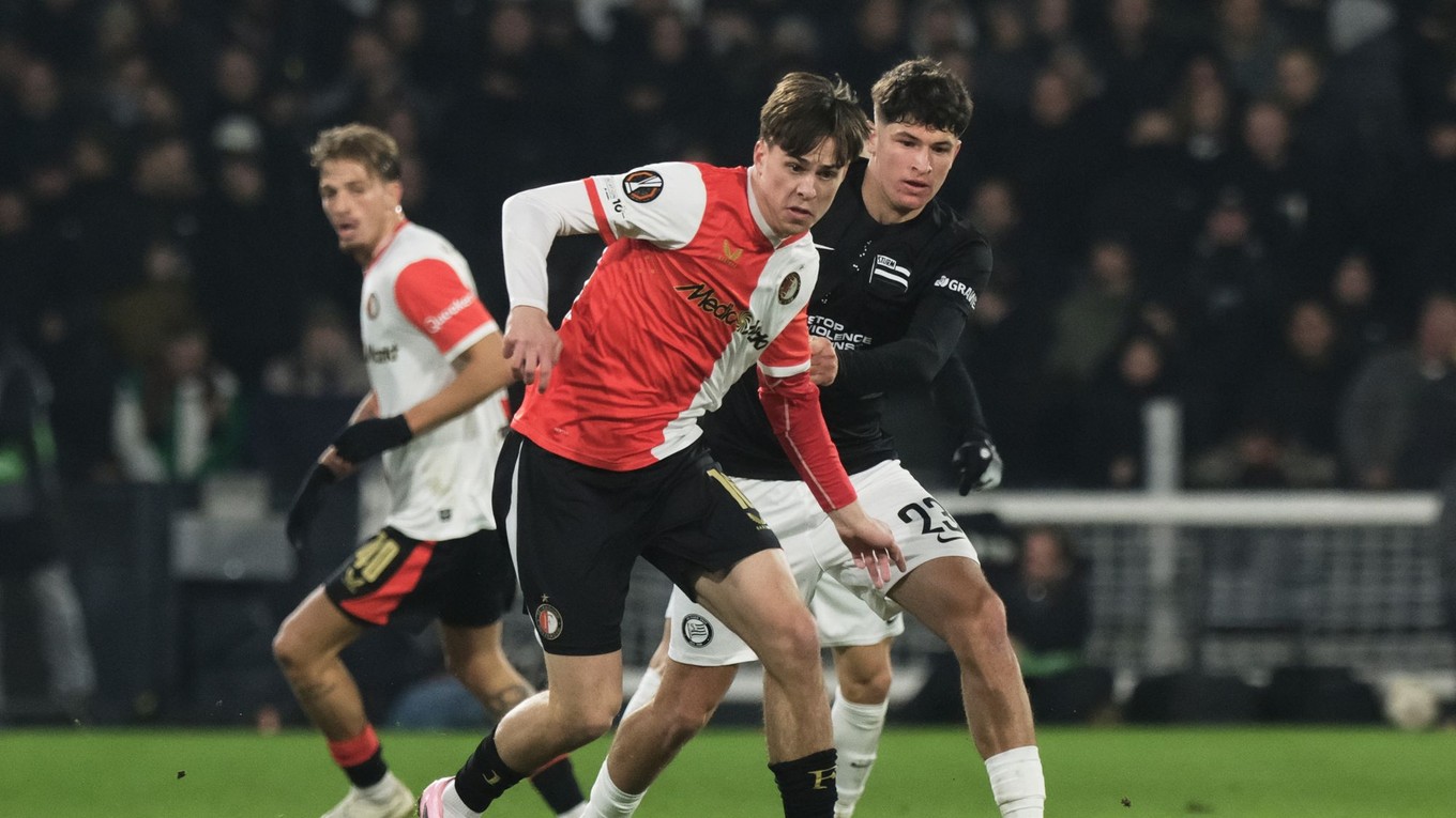 Na snímke slovenský hráč Feyenoordu Leo Sauer (v popredí).