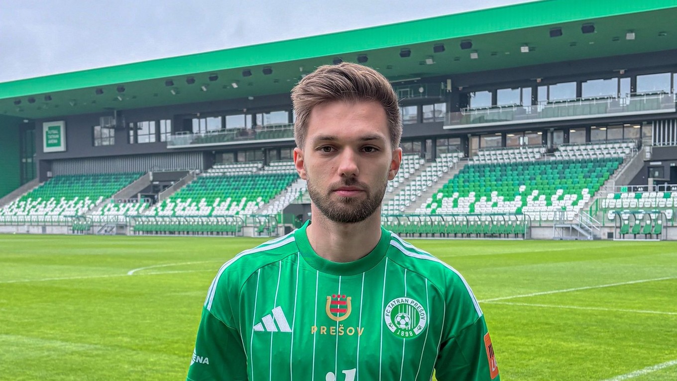 Ján Bernát v drese Tatrana Prešov.