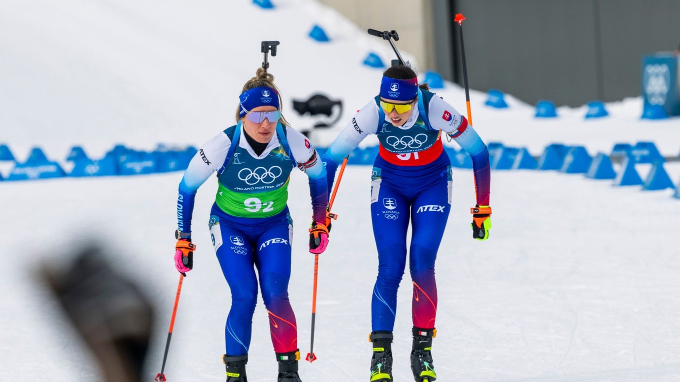 Ema Kapustová a Paulína Bátovská Fialková počas ženskej štafety.
