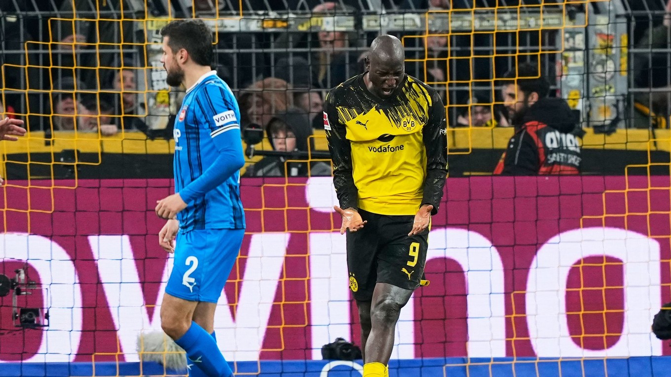 Momentka zo zápasu Borussia Dortmund - 1. FC Heidenheim 