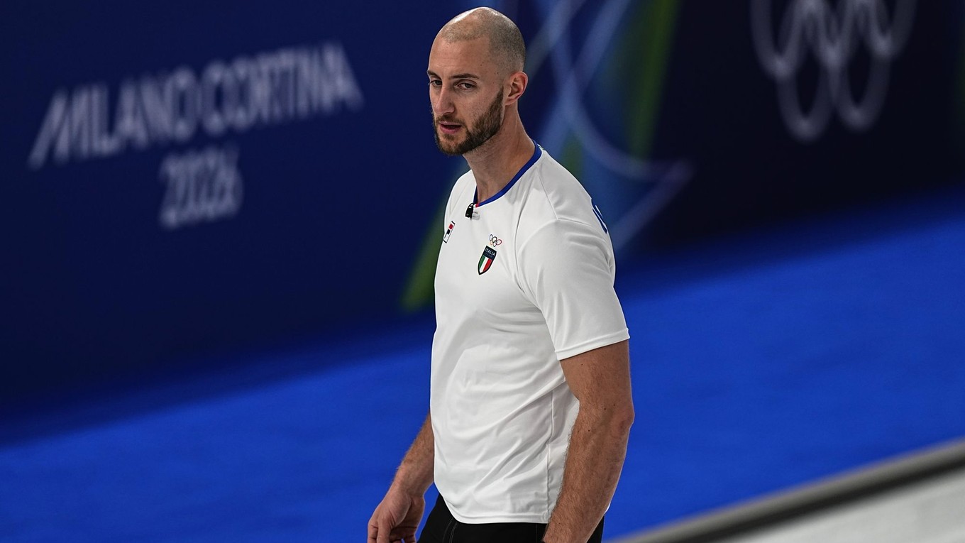 Talian Amos Mosaner.