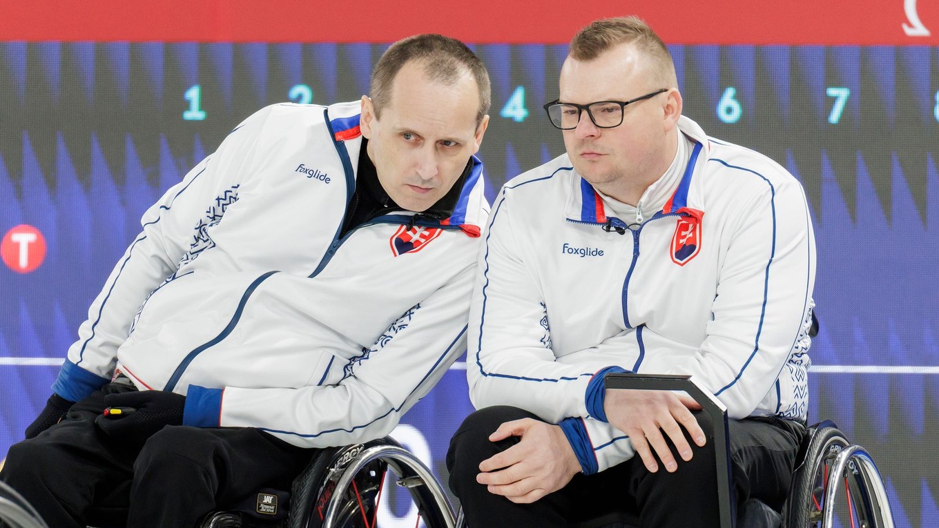 Slovenskí paraculreri. 