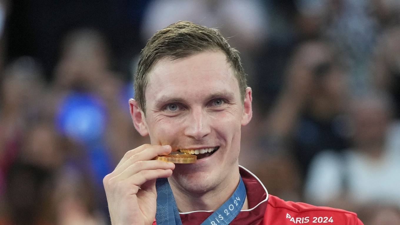 Nórsky bedmintonista Viktor Axelsen.