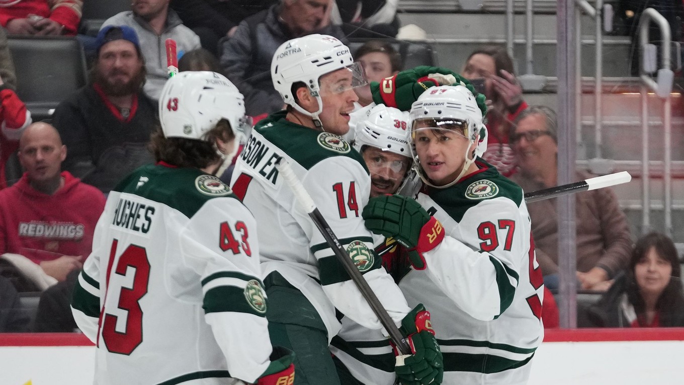 Minnesota Wild oslavuje gól. 