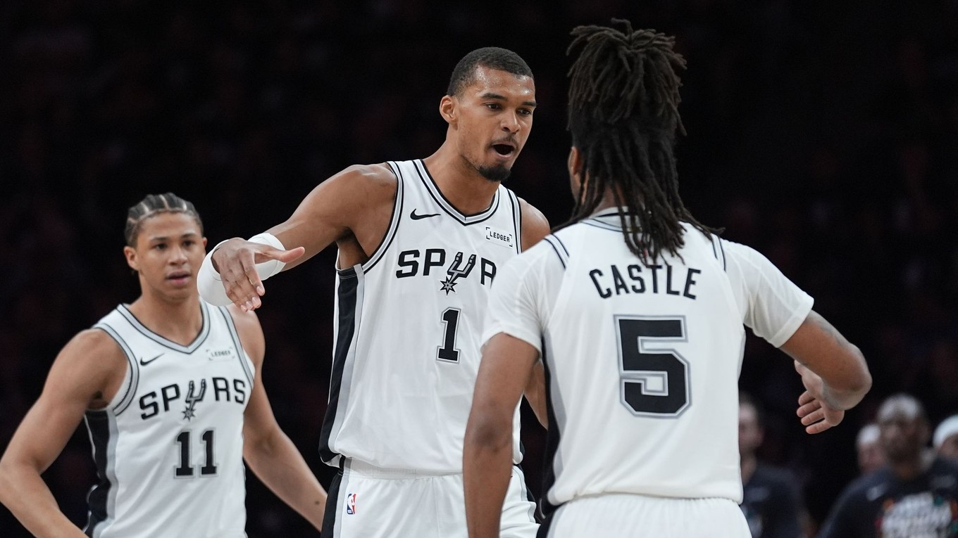 San Antonio Spurs. 
