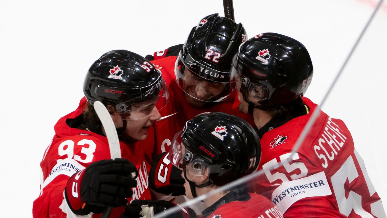 Mark Scheifele oslavuje gól v zápase Kanada - Nórsko na MS v hokeji 2026.