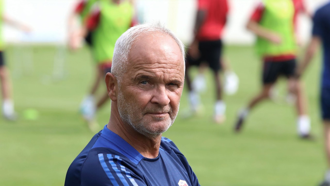 Hlavný tréner MFK Dukla Banská Bystrica Juraj Jarábek.