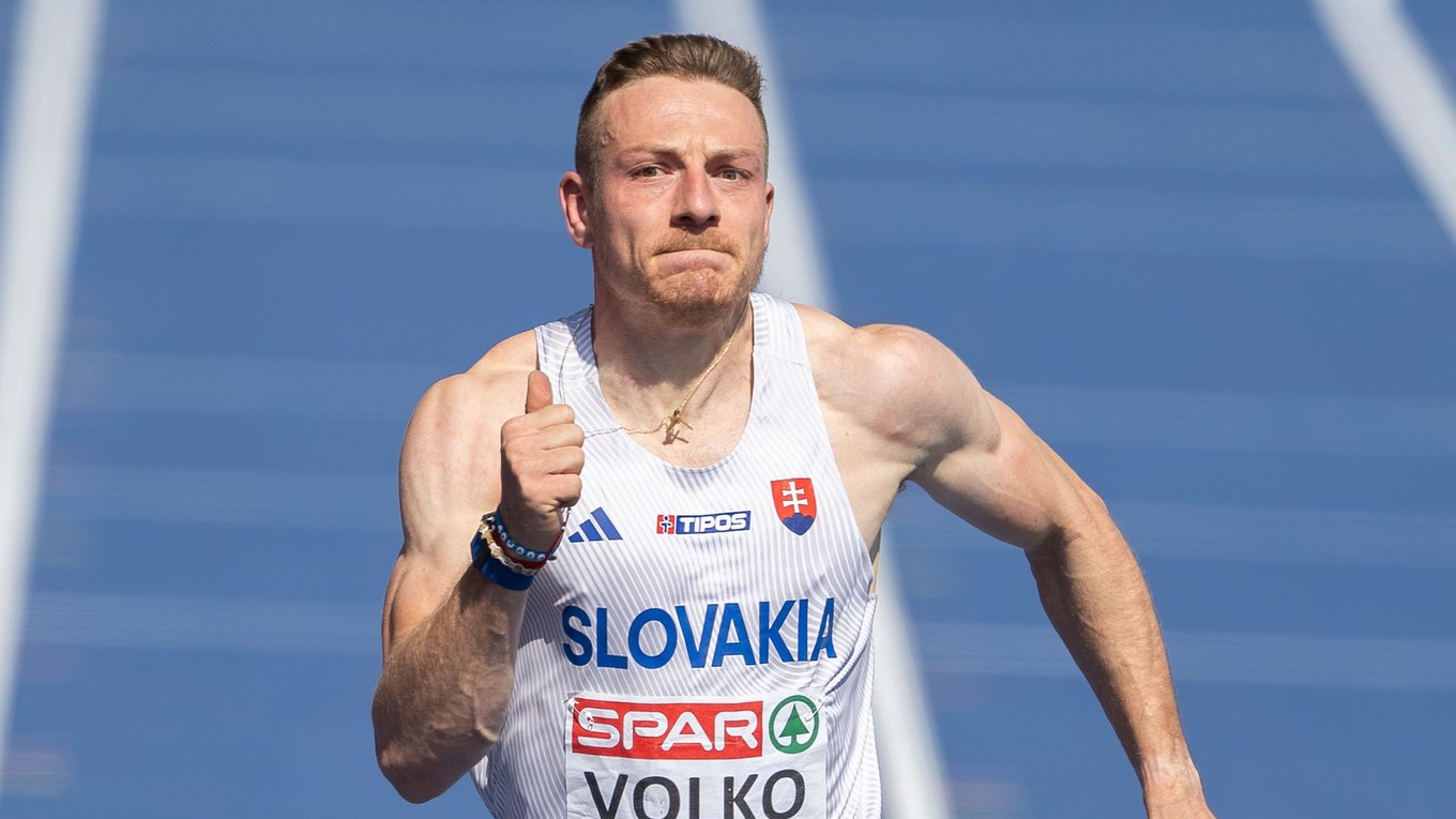 Ján Volko počas rozbehu na 200 metrov na majstrovstvách Európy v anglickom Birminghame.
