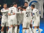 Futbalisti Realu Madrid oslavujú gól.