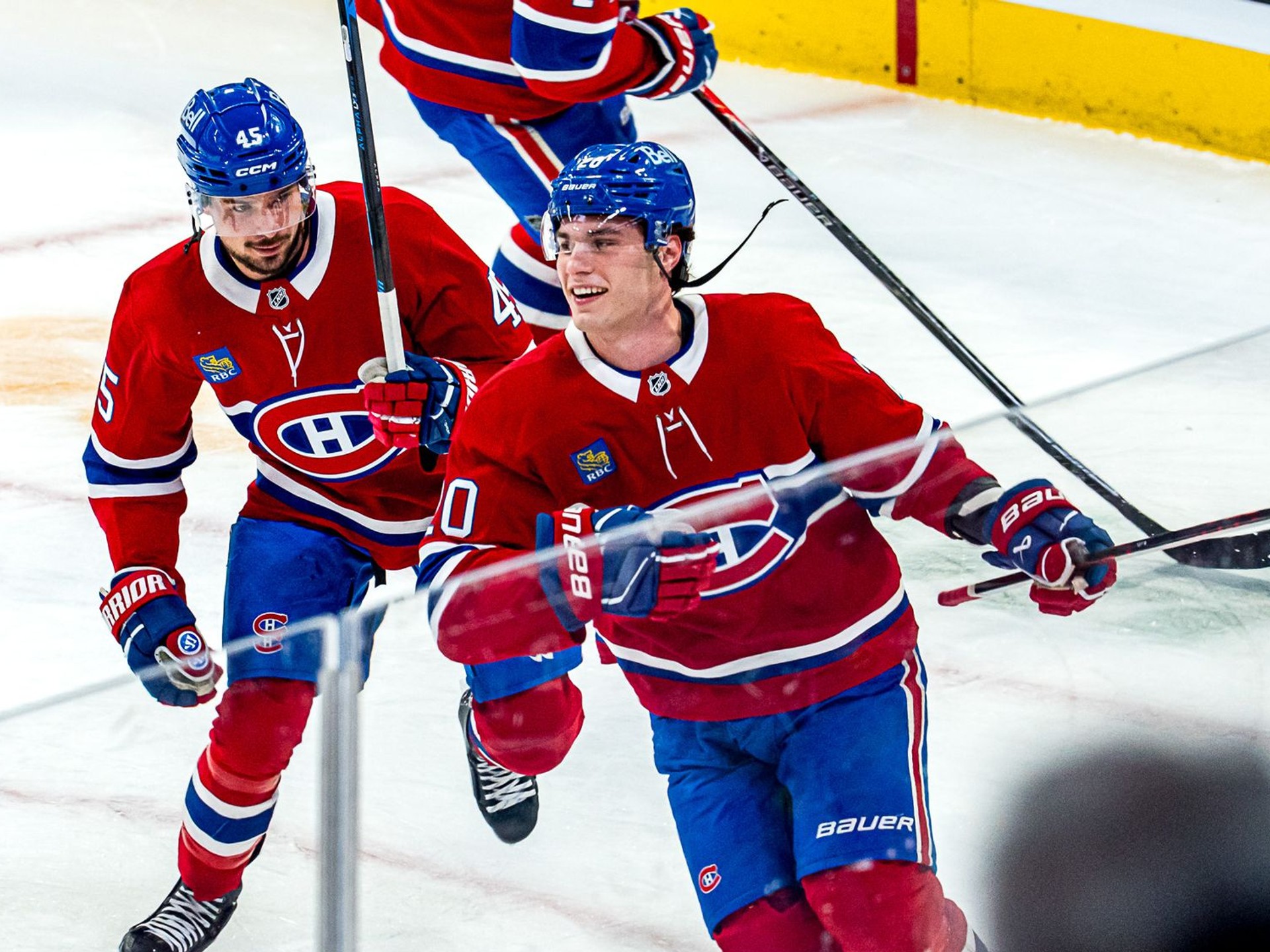 Juraj Slafkovský v zápase Montreal - Calgary.