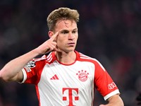 Joshua Kimmich oslavuje gól do siete Arsenalu. 