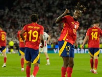 Nico Williams sa teší po strelenom góle v zápase Španielsko - Gruzínsko v osemfinále EURO 2024.