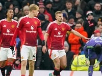 Sklamaní futbalisti Manchestru United po prehre s Brightonom.