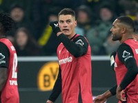 Patrik Schick sa teší po strelenom góle v zápase Borussia Dortmund - Bayer Leverkusen v 16. kole Bundesligy.