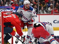 Alexander Ovečkin v zápase NHL Washington Capitals - New York Rangers.