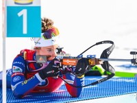 ONLINE: Preteky s hromadným štartom žien v Holmenkollene - Svetový pohár v biatlone.
