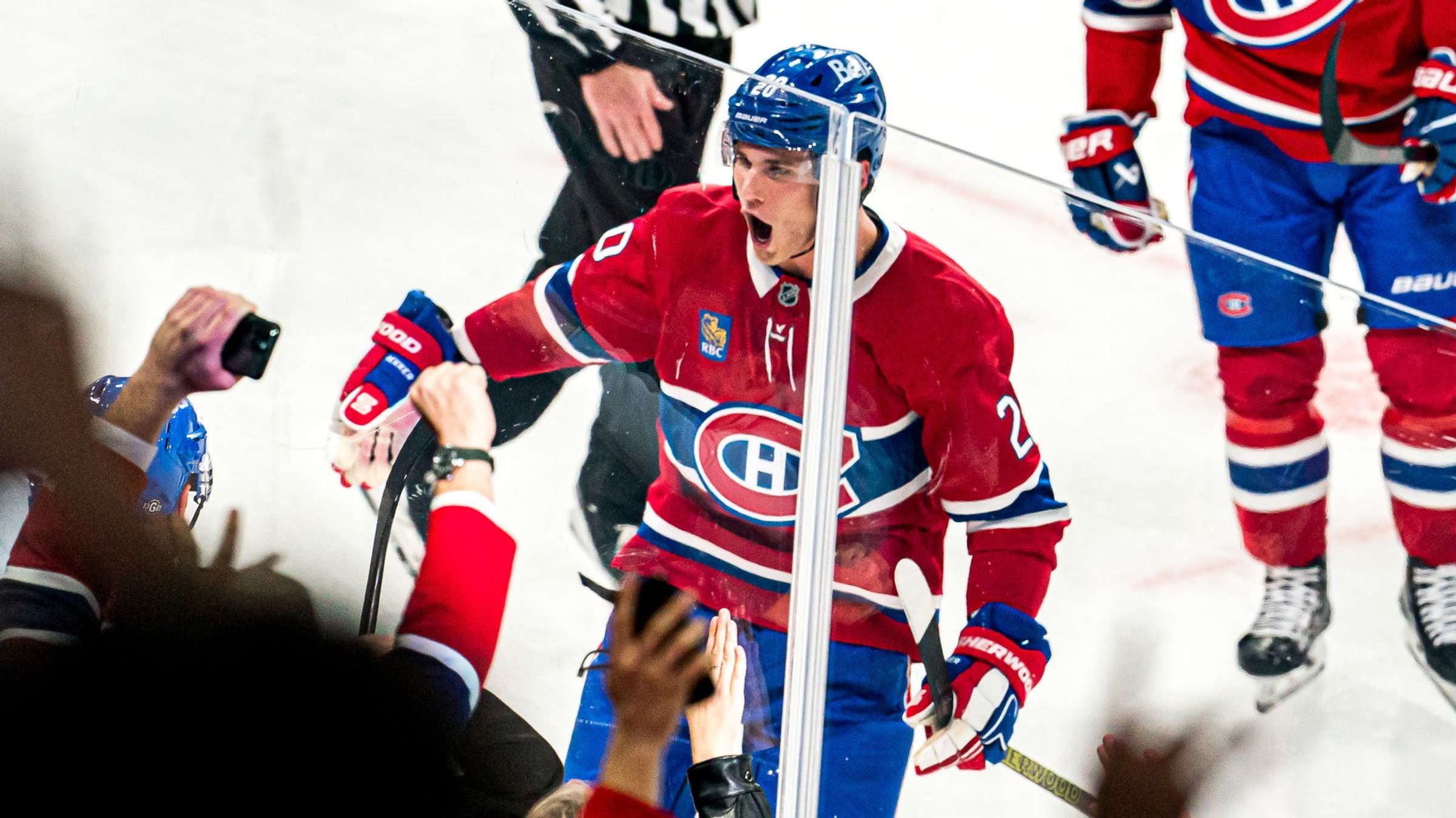 Juraj Slafkovský v zápase Montreal Canadiens - Toronto Maple Leafs.