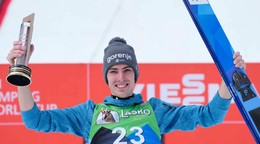 Slovinský reprezentant v skokoch na lyžiach Timi Zajc.