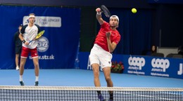 Pokorný, Karol - Tsitsipas, Sakellaridis: ONLINE prenos zo štvorhry Davis Cup 2026.